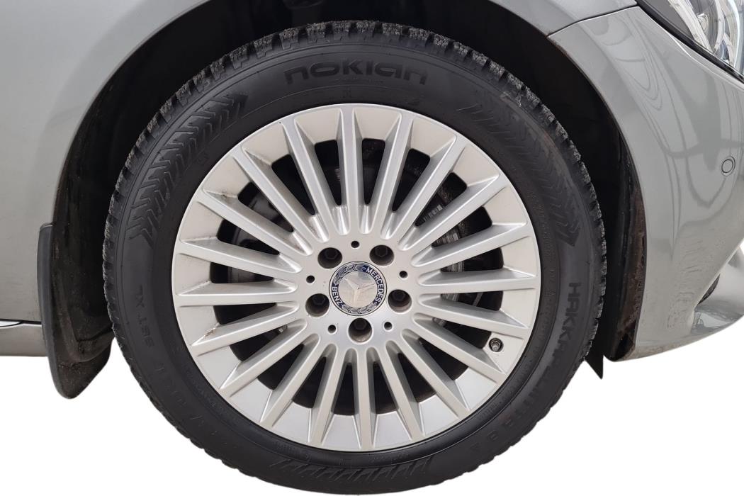 MERCEDES-BENZ C 2016