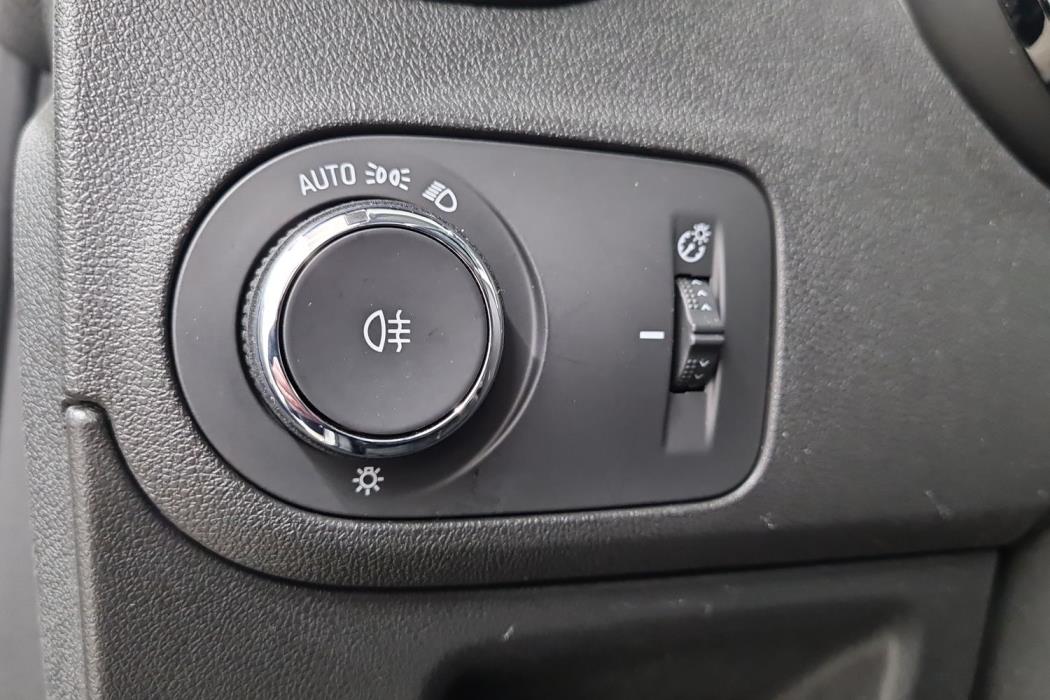 OPEL Crossland X 2020