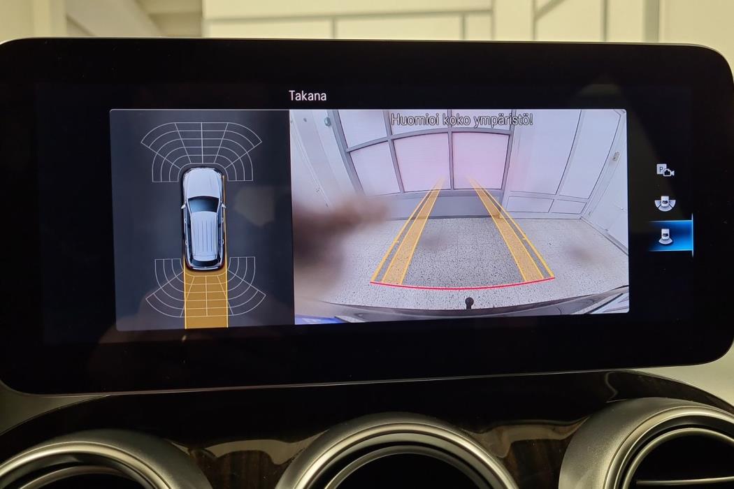 MERCEDES-BENZ GLC 2021