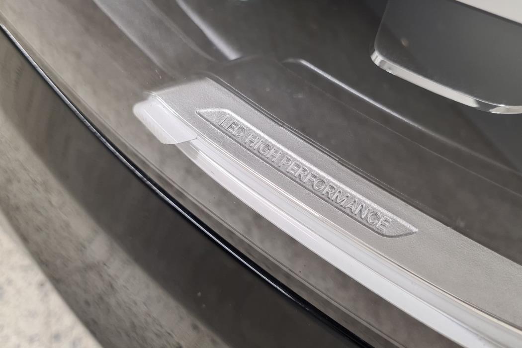 MERCEDES-BENZ GLC 2021