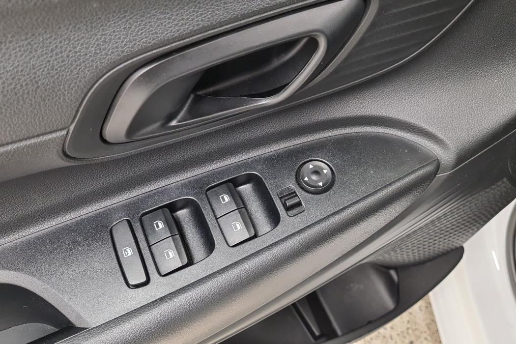 HYUNDAI i20 Hatchback 2024