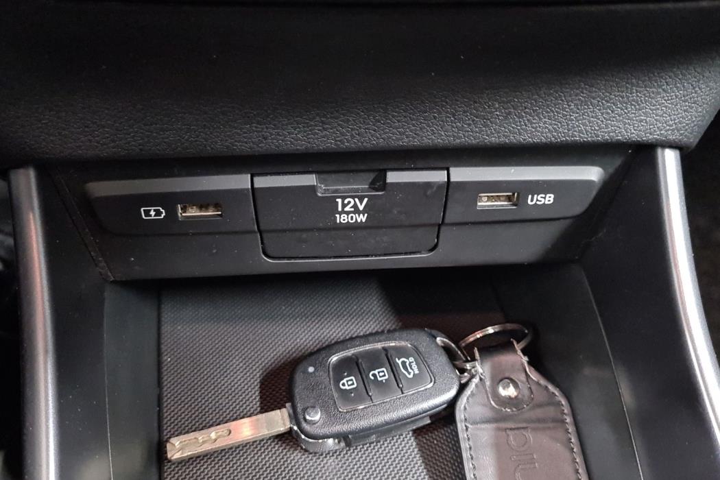 HYUNDAI i20 Hatchback 2024