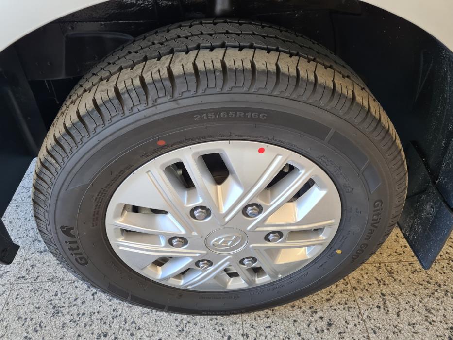 Maxus e-Deliver 7 2024