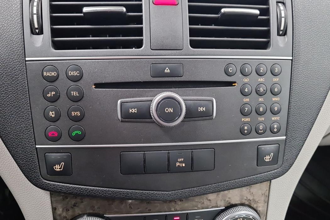 MERCEDES-BENZ C 2010