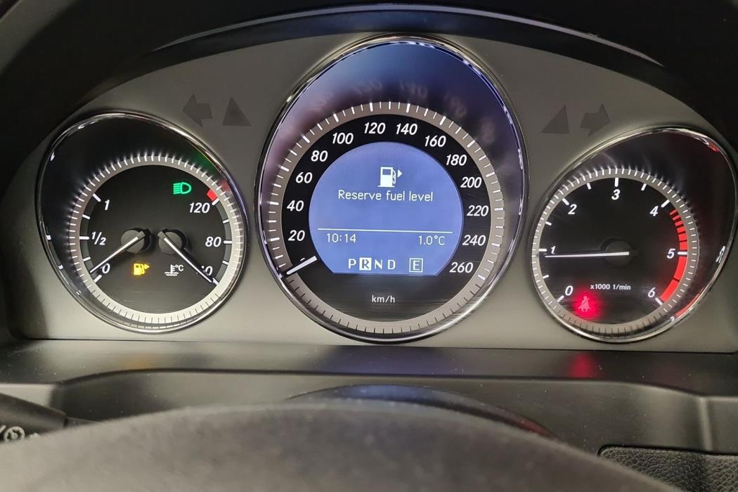 MERCEDES-BENZ C 2010