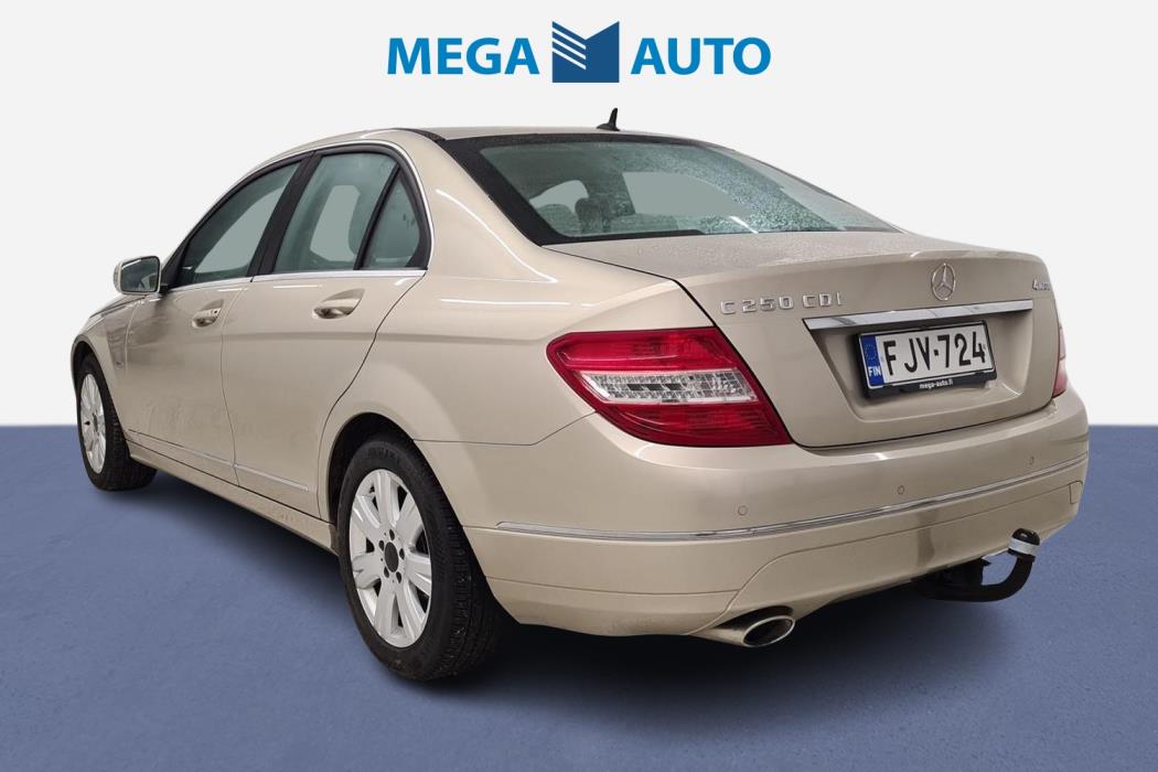 MERCEDES-BENZ C 2010