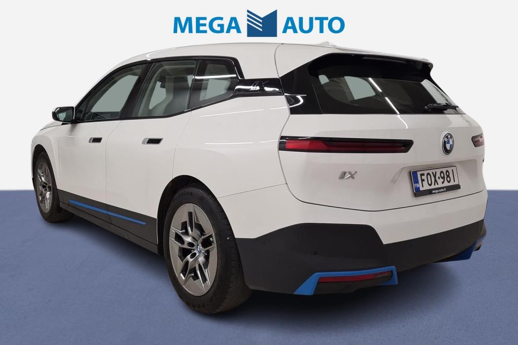 BMW iX 2023