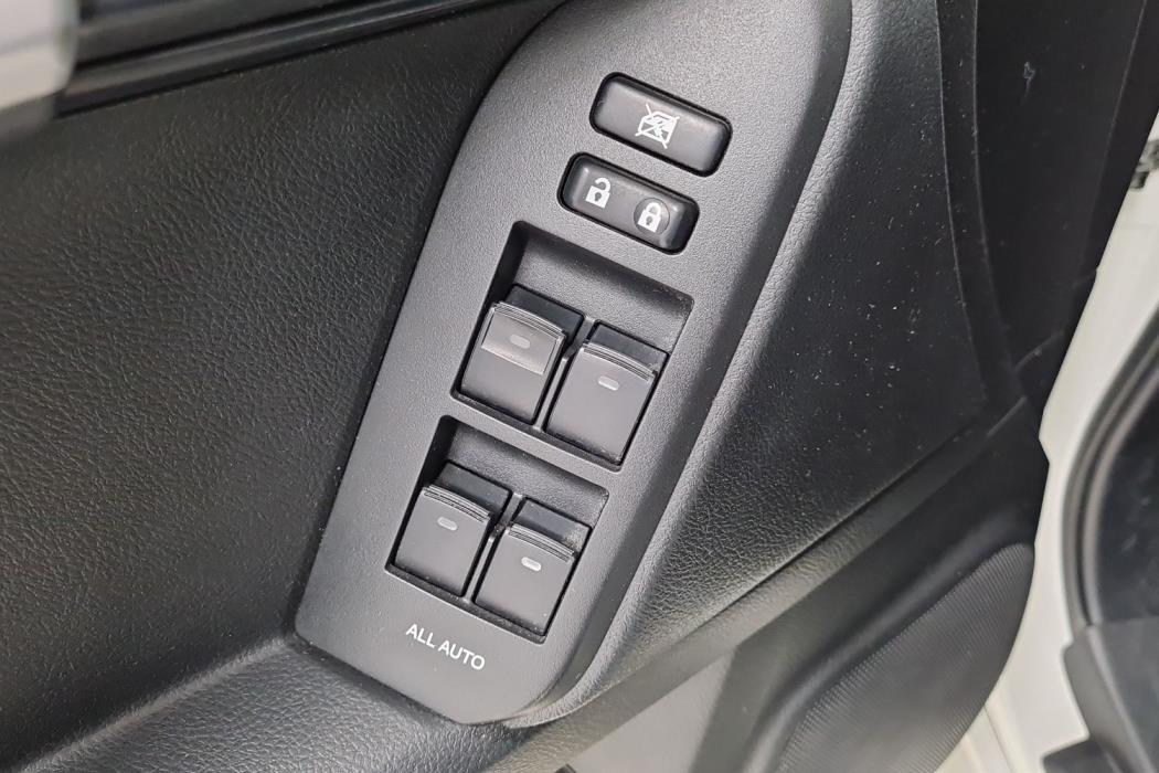 TOYOTA LAND CRUISER 2016