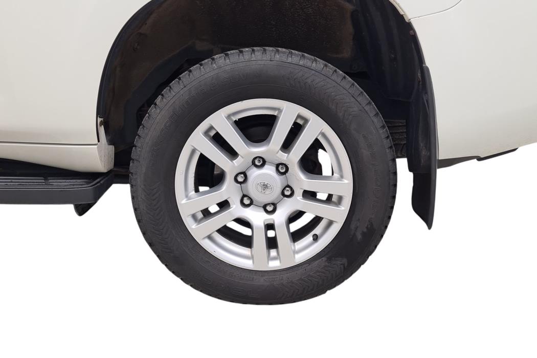 TOYOTA LAND CRUISER 2016