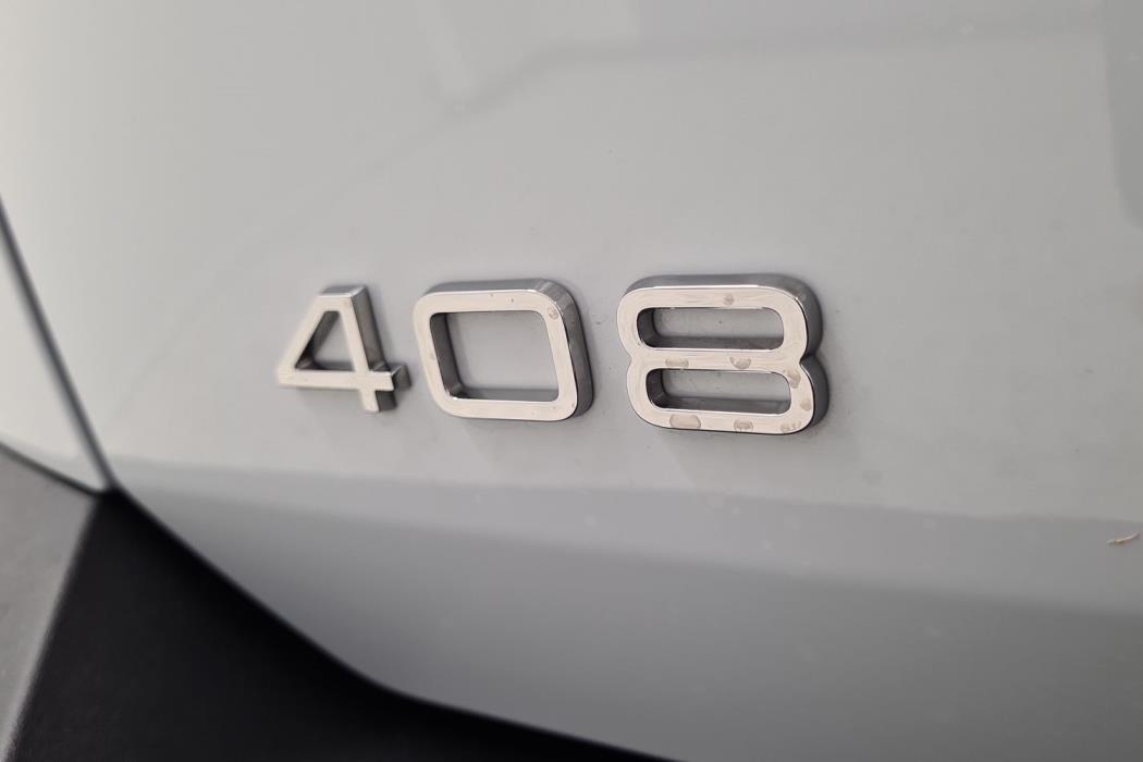 Peugeot 408 2025
