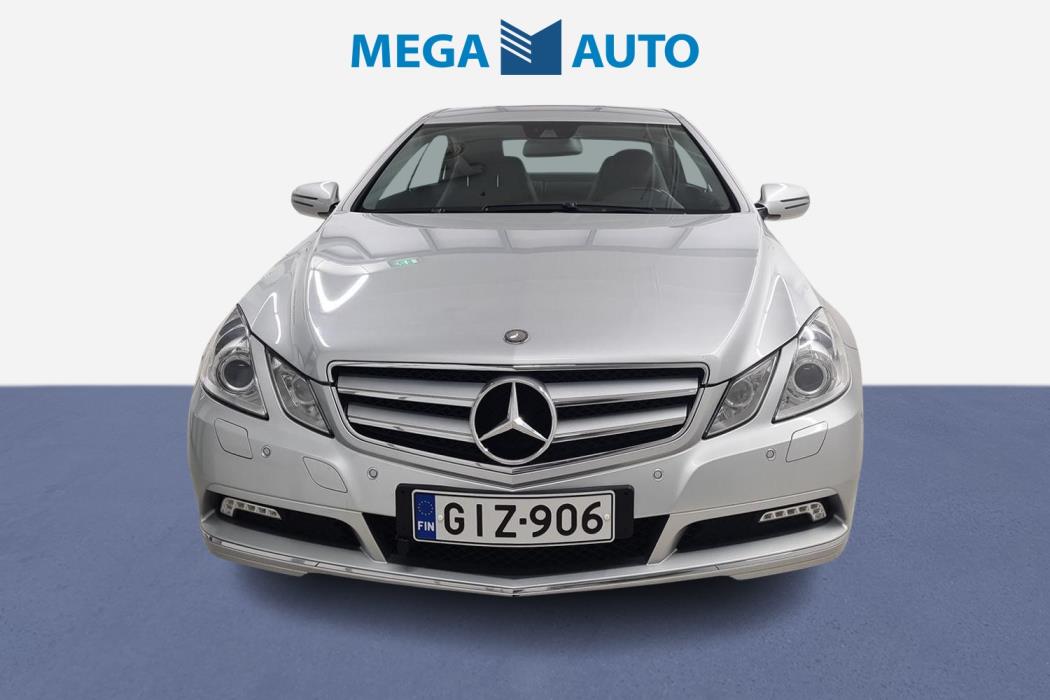 MERCEDES-BENZ E 2009