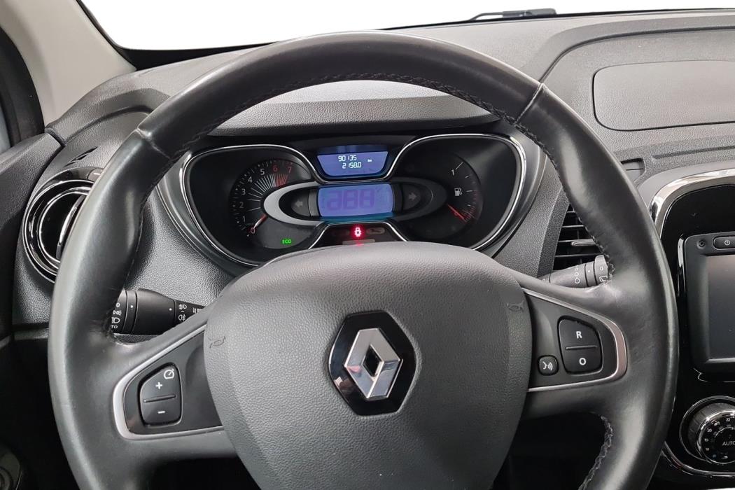 RENAULT Captur 2016