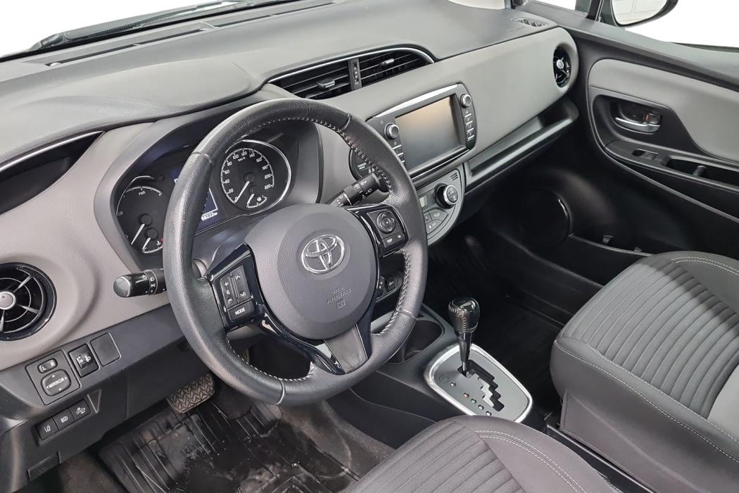TOYOTA YARIS 2019