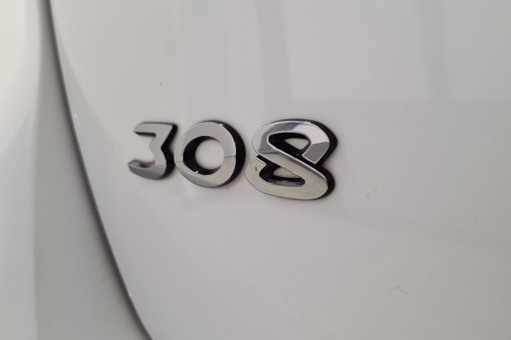 PEUGEOT 308 2020