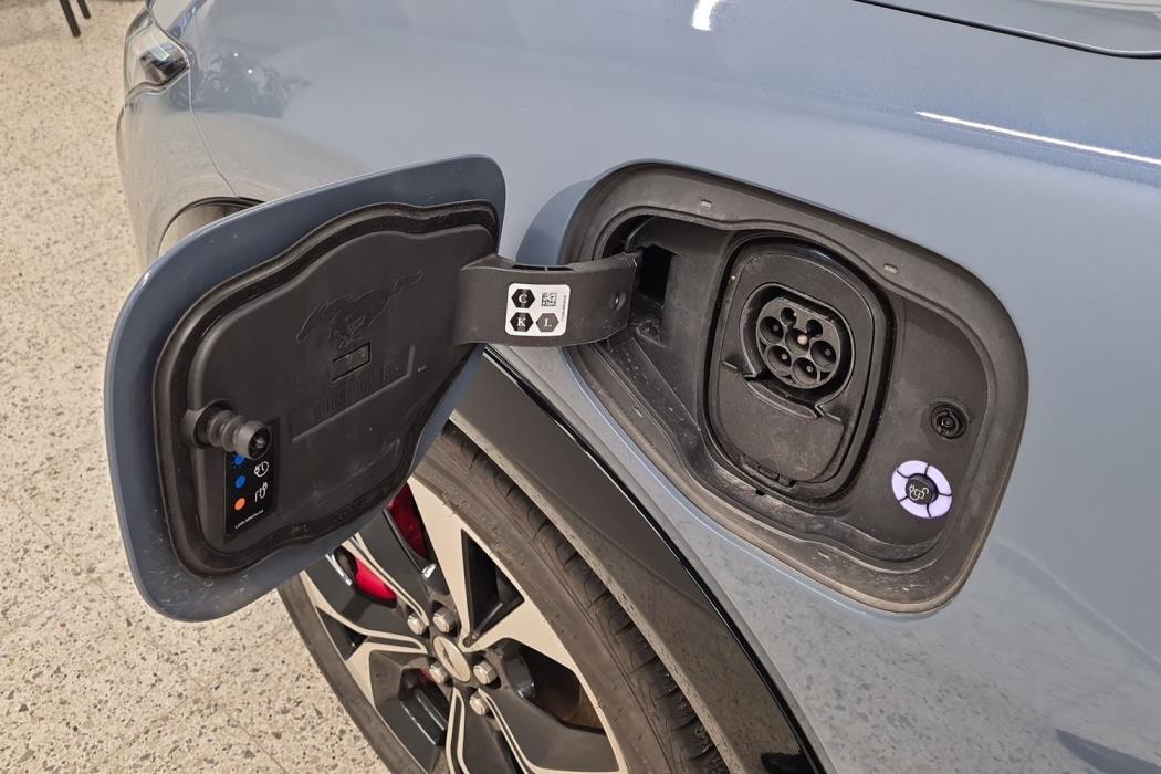 FORD Mustang Mach-E 2023