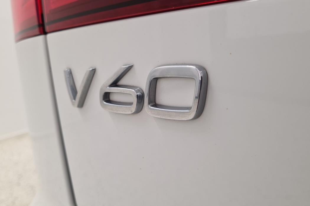 VOLVO V60 2020