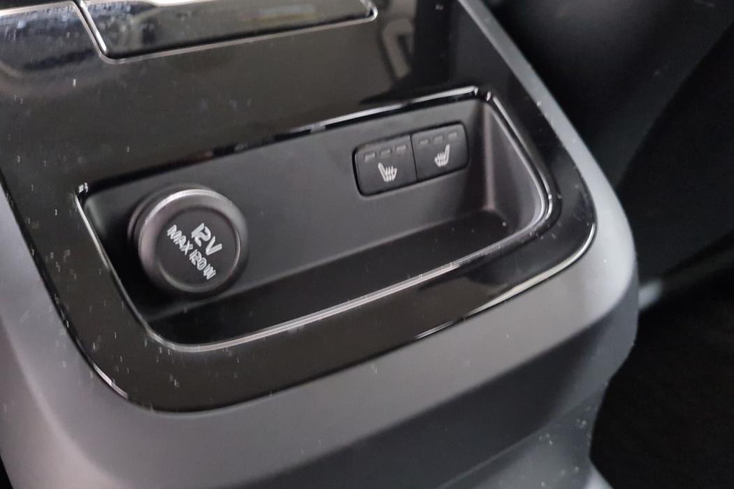 VOLVO V60 2020
