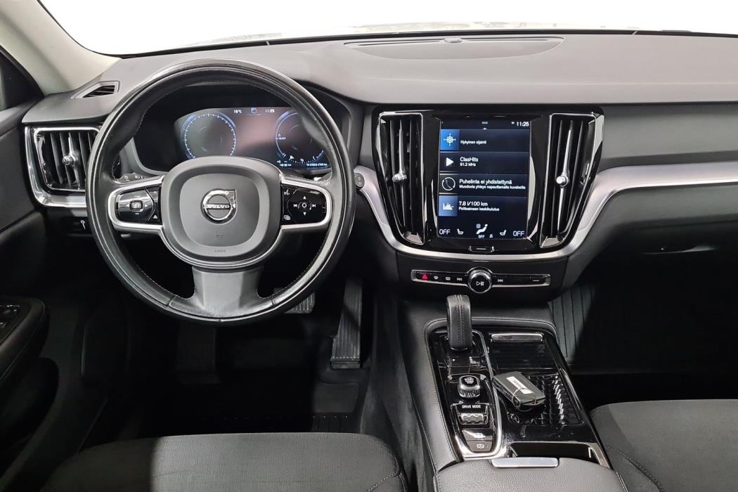 VOLVO V60 2020