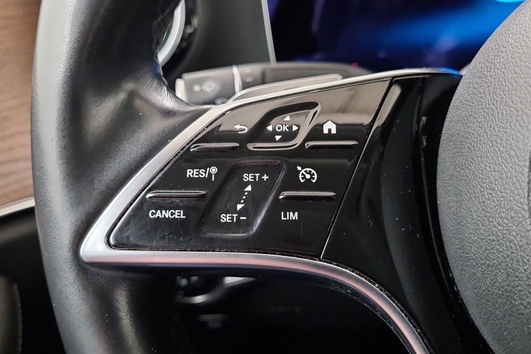 MERCEDES-BENZ E 2020