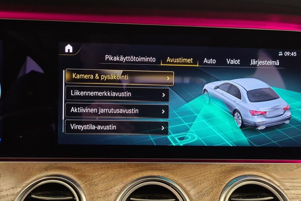 MERCEDES-BENZ E 2020