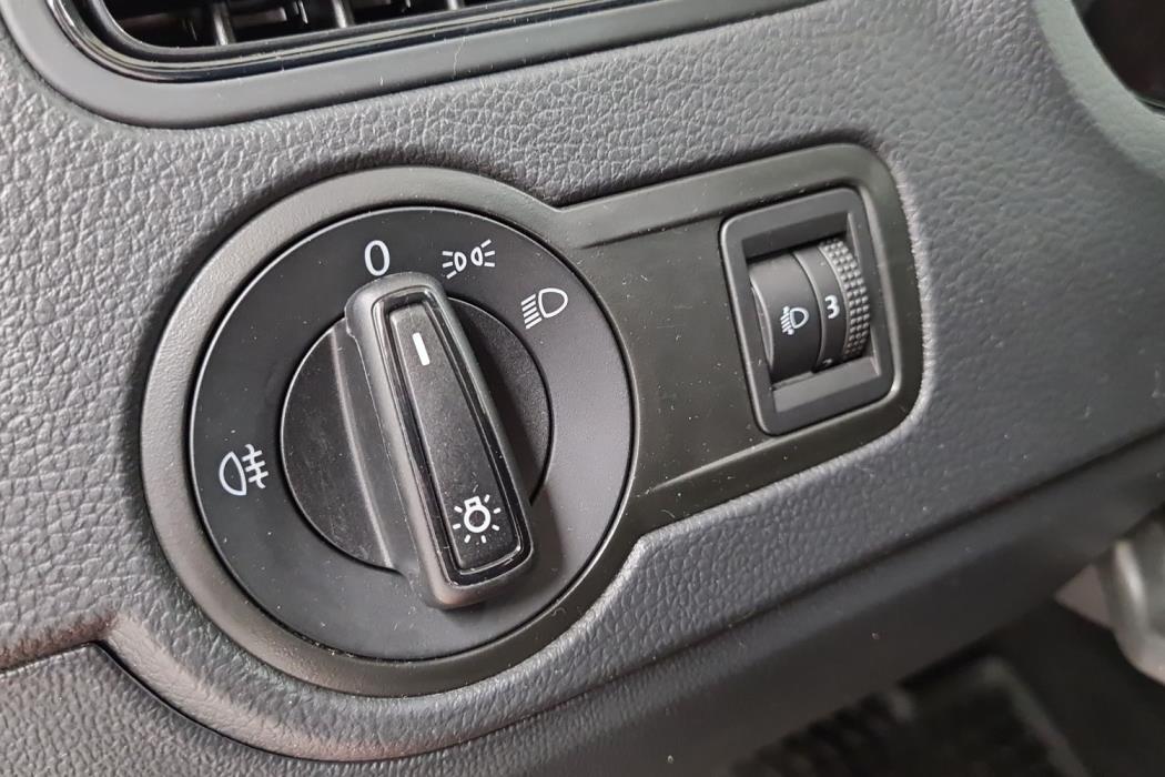 VOLKSWAGEN POLO 2017