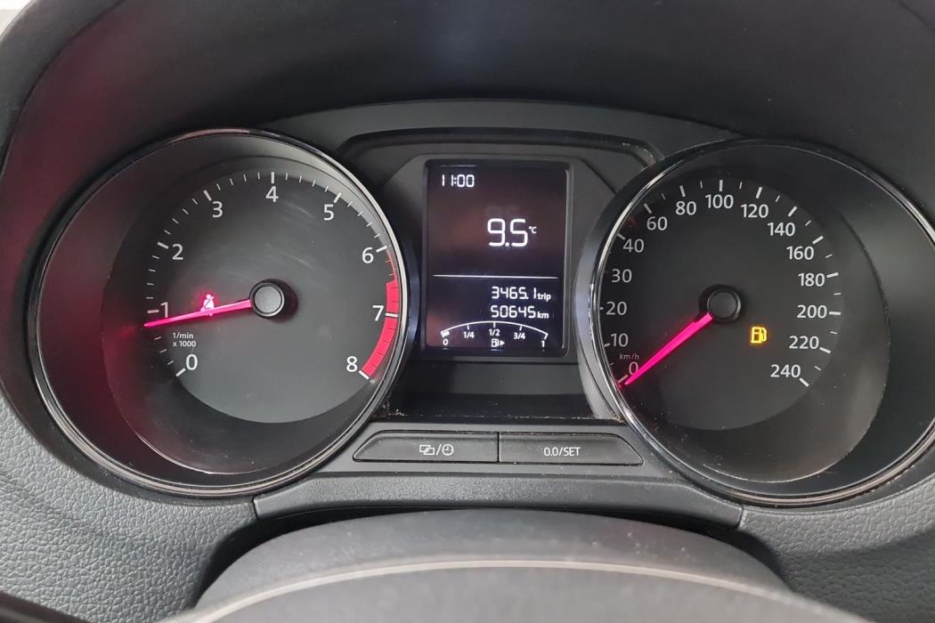 VOLKSWAGEN POLO 2017