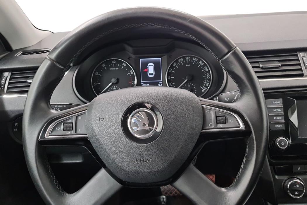 SKODA OCTAVIA 2015