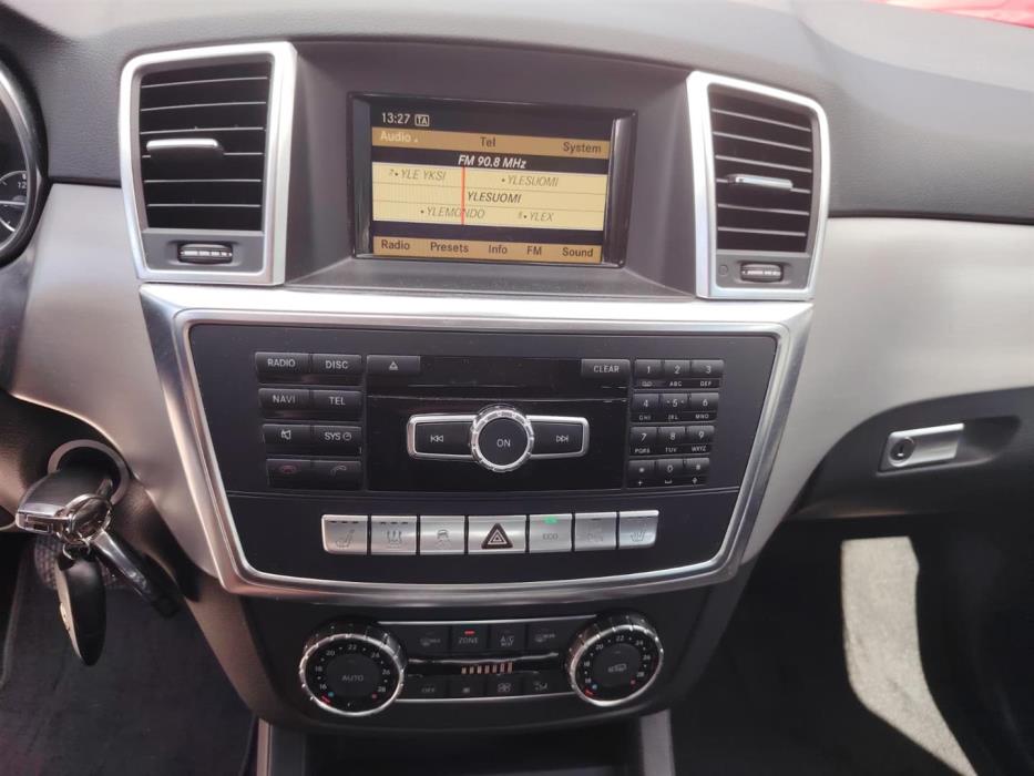 MERCEDES-BENZ ML 2012