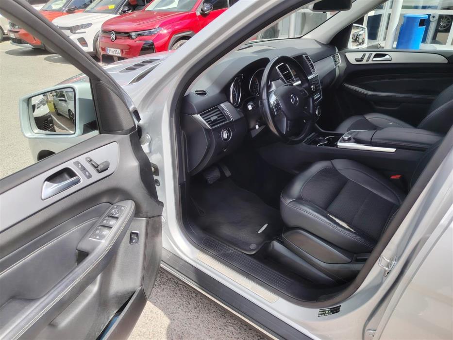 MERCEDES-BENZ ML 2012