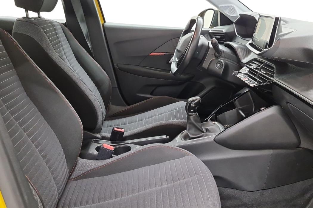 PEUGEOT 208 2020