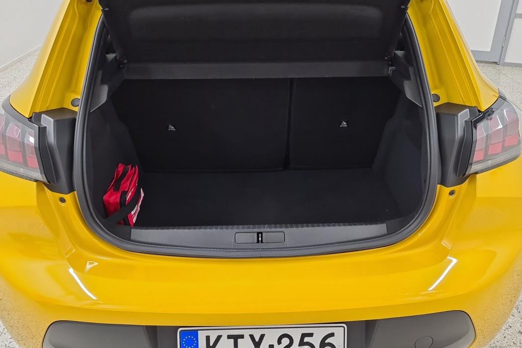PEUGEOT 208 2020