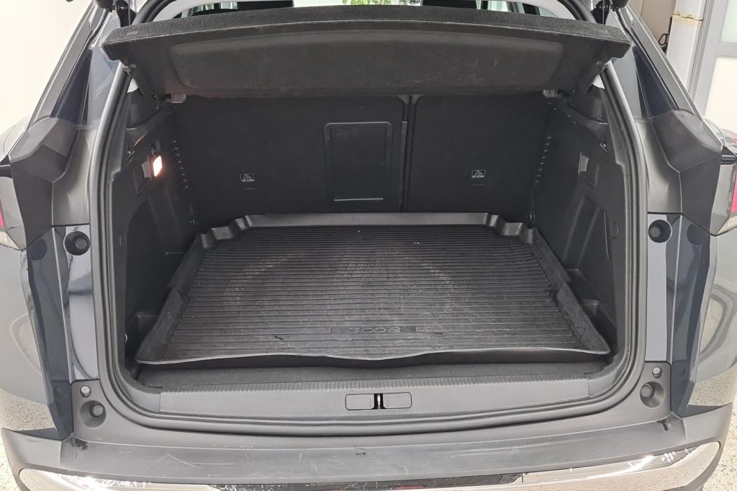 PEUGEOT 3008 2018