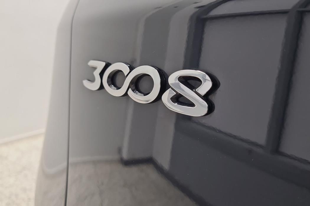 PEUGEOT 3008 2018