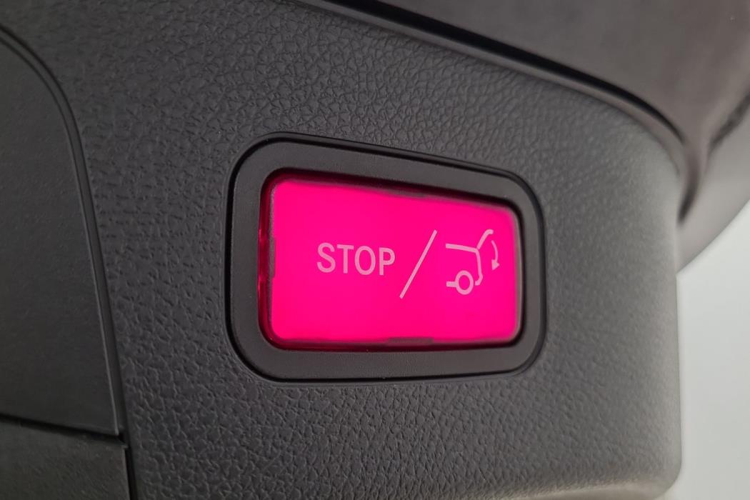 MERCEDES-BENZ EQC 2021