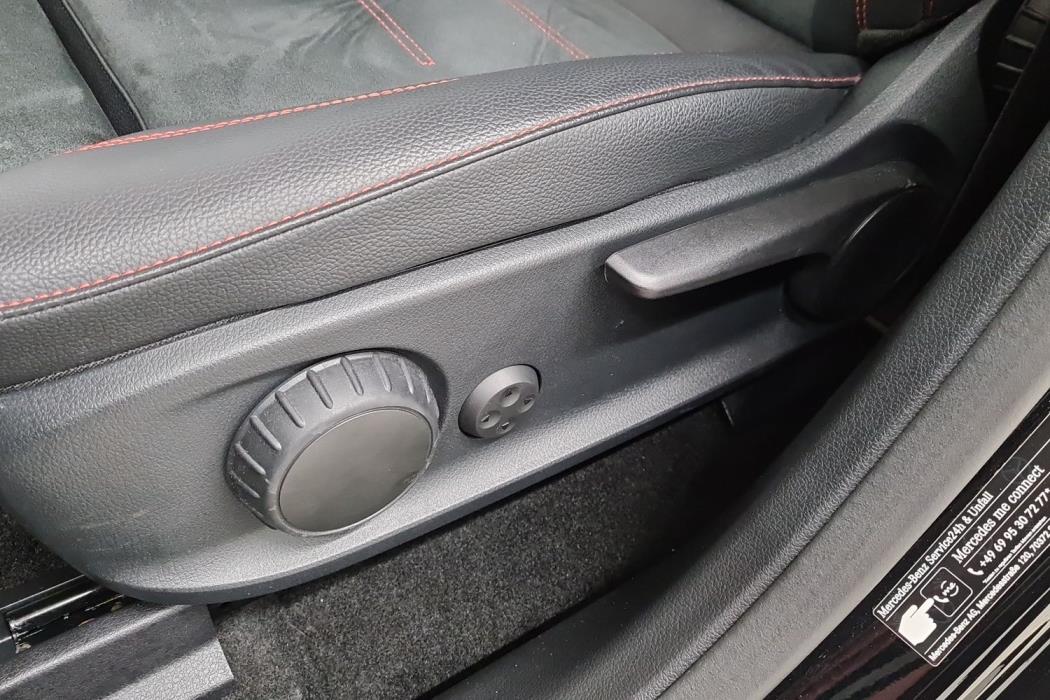 MERCEDES-BENZ EQA 2022