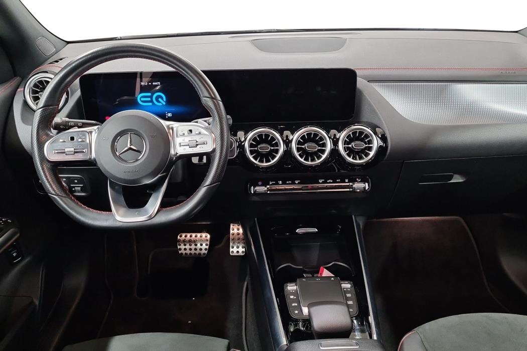 MERCEDES-BENZ EQA 2022