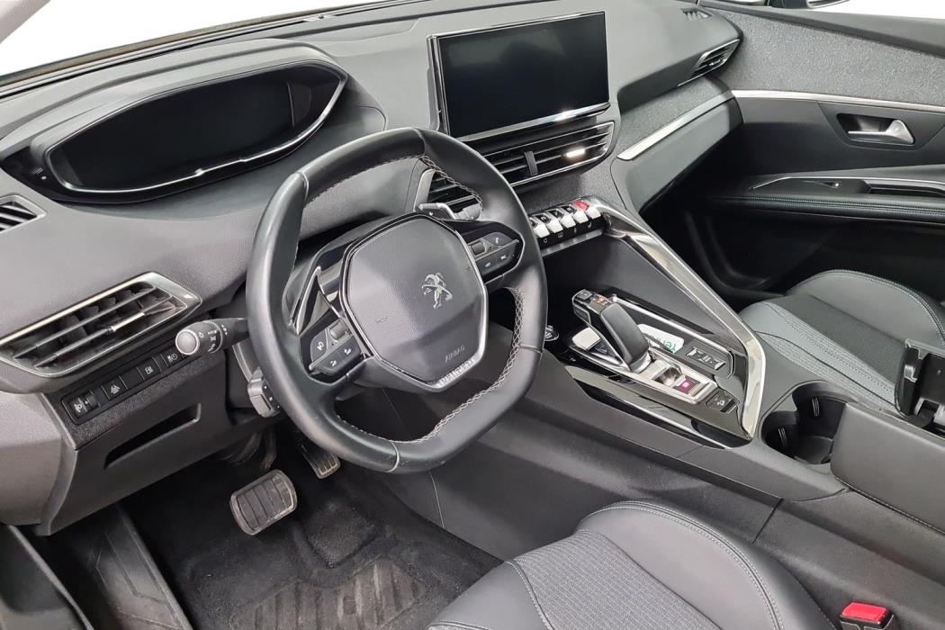PEUGEOT 3008 2022