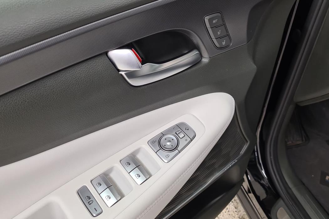 HYUNDAI Santa Fe 2021