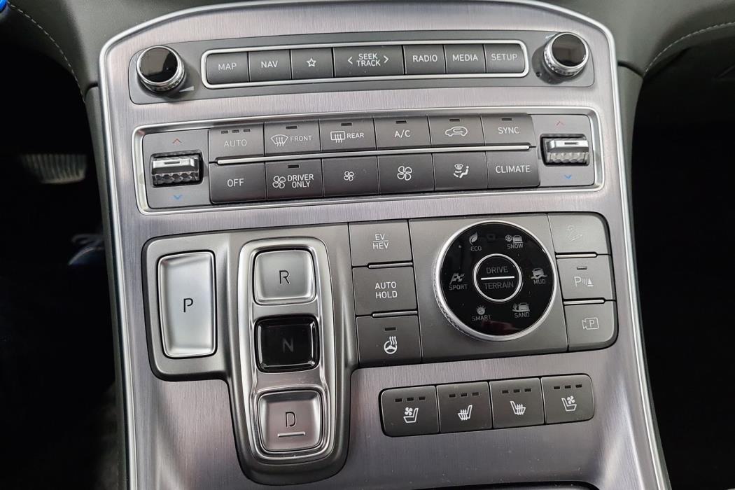 HYUNDAI Santa Fe 2021