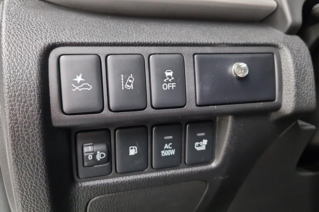 MITSUBISHI Eclipse Cross 2023