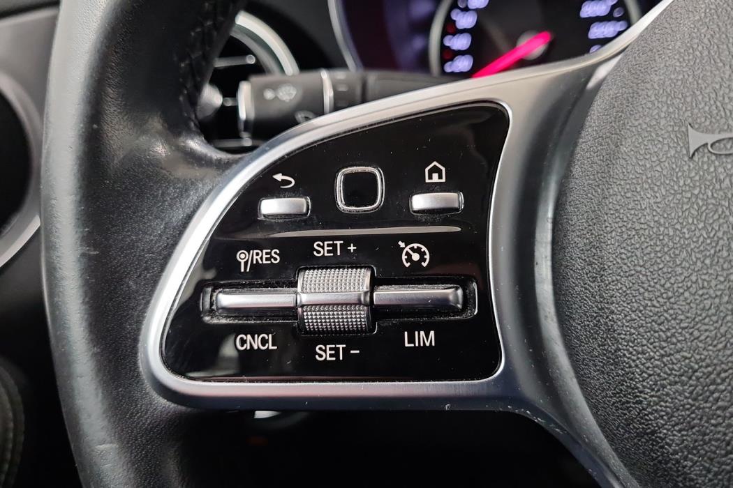 MERCEDES-BENZ C 2020