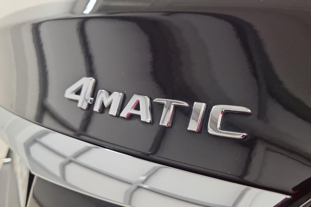 MERCEDES-BENZ C 2020