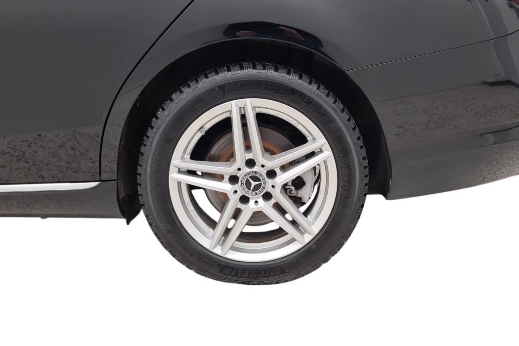 MERCEDES-BENZ C 2020