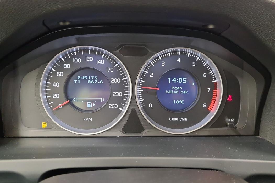 VOLVO V60 2011