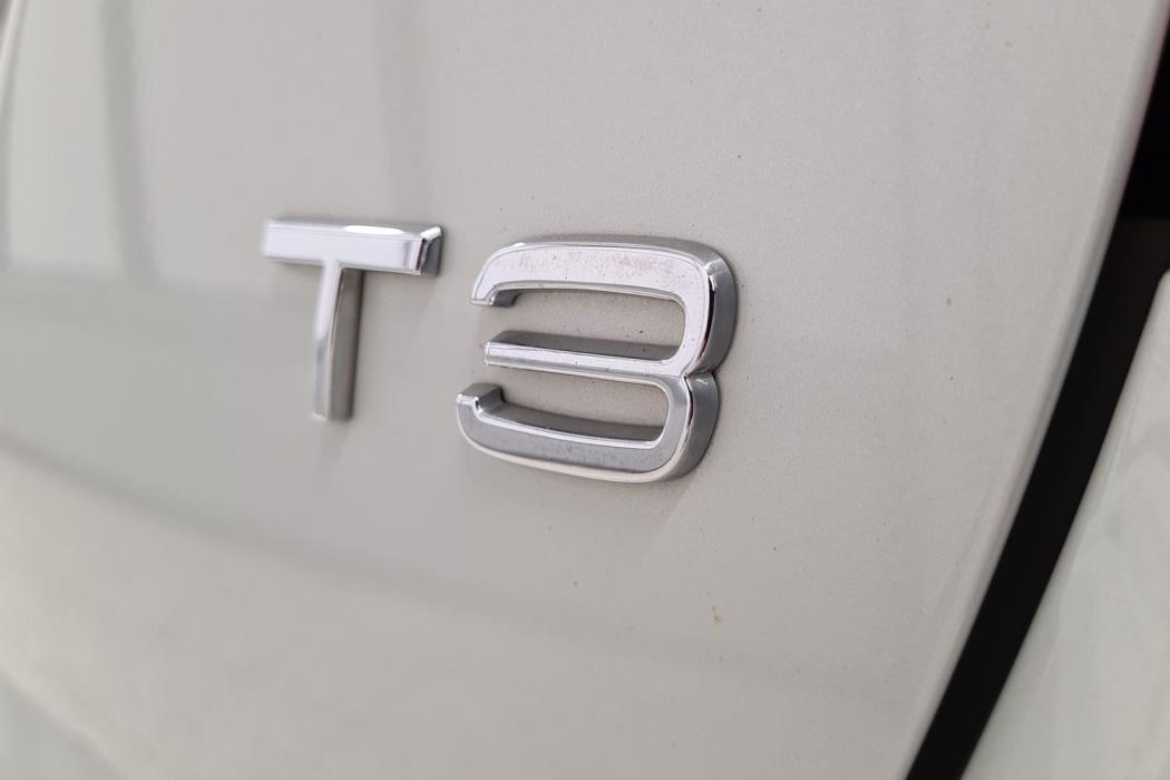 VOLVO V60 2011