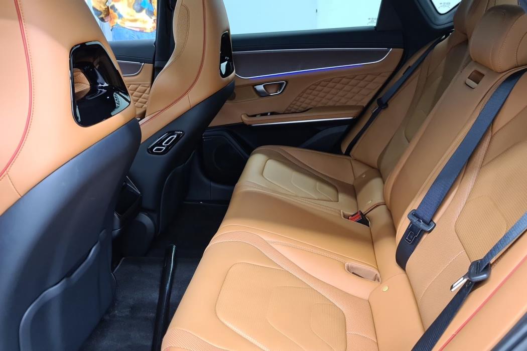 BYD Han 2024