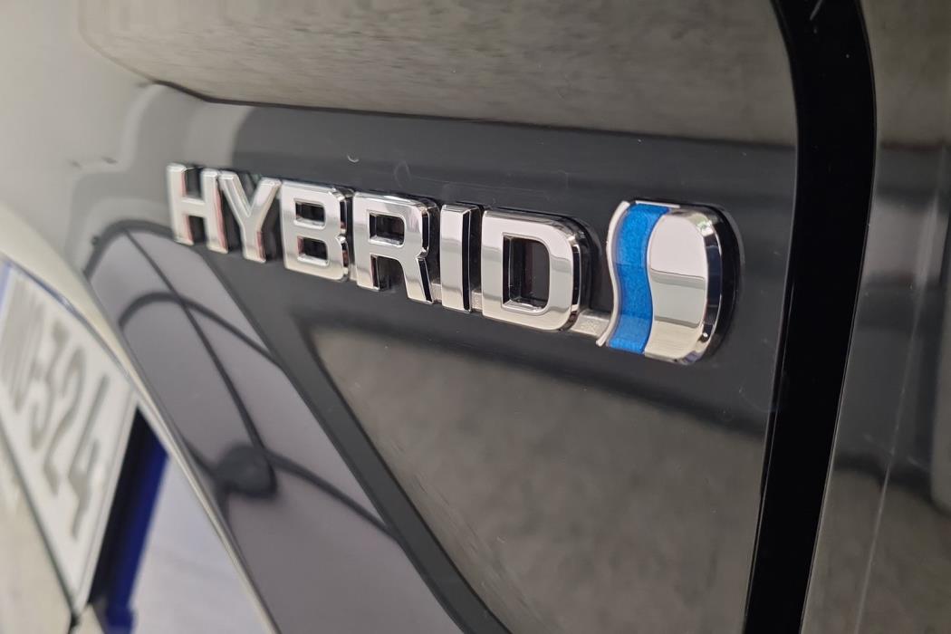 TOYOTA YARIS 2024