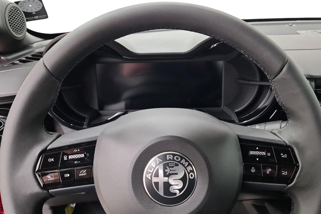 Alfa Romeo Junior 2026