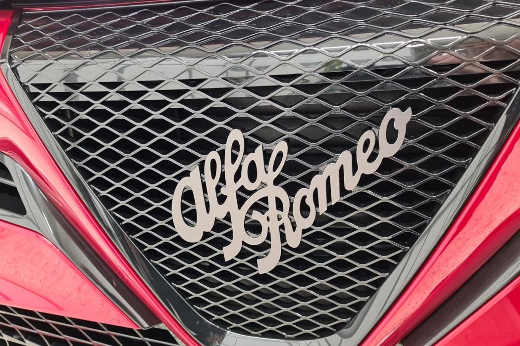 Alfa Romeo Junior 2026