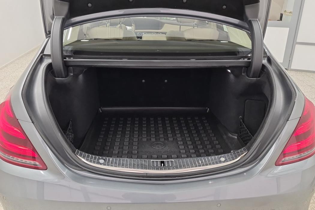 MERCEDES-BENZ S 2017